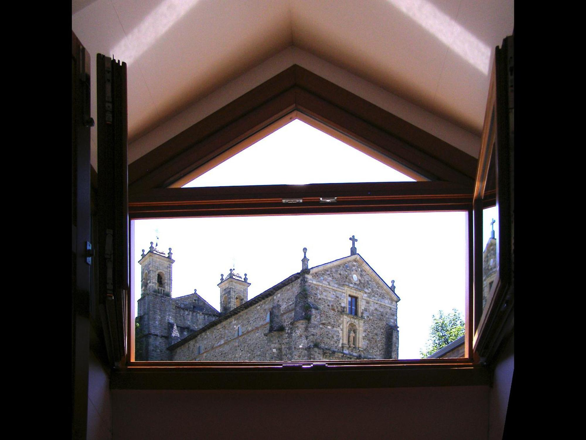 Plaza Mayor Villafranca Del Bierzo Bagian luar foto