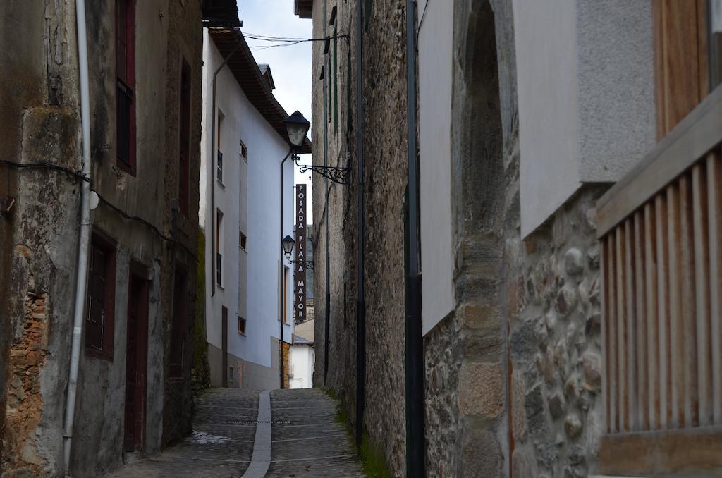 Plaza Mayor Villafranca Del Bierzo Bagian luar foto